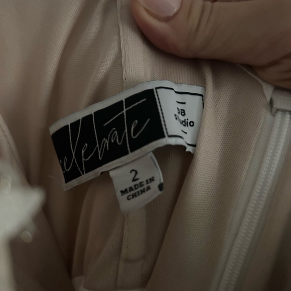 DAVID’S BRIDAL STUDIO WHITE SEQUIN JUMPSUIT - Picture 4 of 5